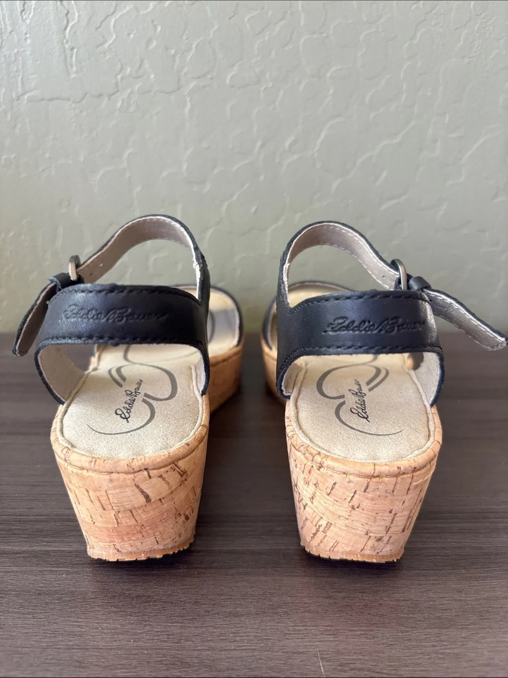 Eddie Bauer Kara Cork Wedge Heel Sandals Ankle Strap Black Leather Size 7